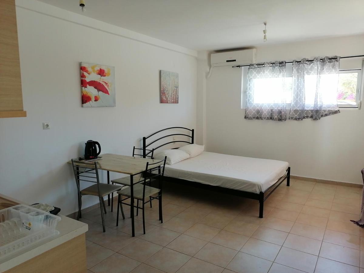 Appartement Marina à Kanali  Extérieur photo